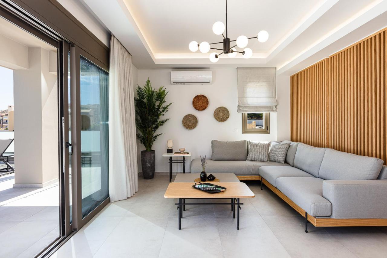 Lagoon Seabreeze Villa, Sumptuous Retreat, By Thinkvilla Panormos  ภายนอก รูปภาพ